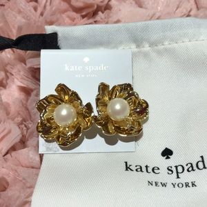 kate spade Jewelry - Kate Spade ♠️ flower and pearl statement earrings kate spade Jewelry - Kate Spade ♠️ flower and pearl statement earrings